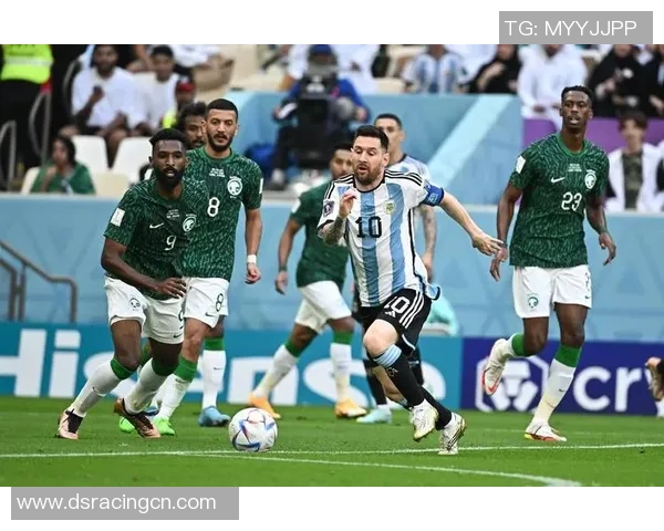 比尔森与萨迪纳摩激战正酣比分悬念引发球迷热议